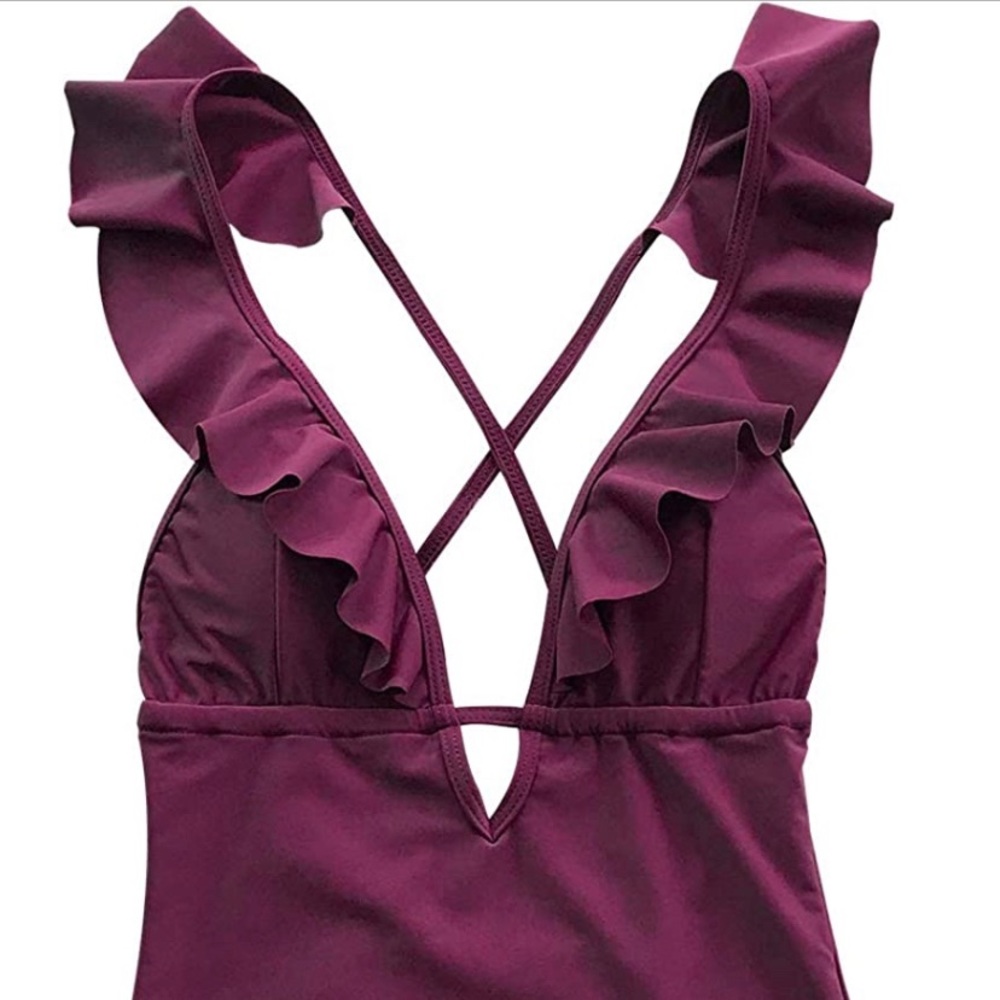 NWT Cupshe One Piece Swimsuit-M but fits like S